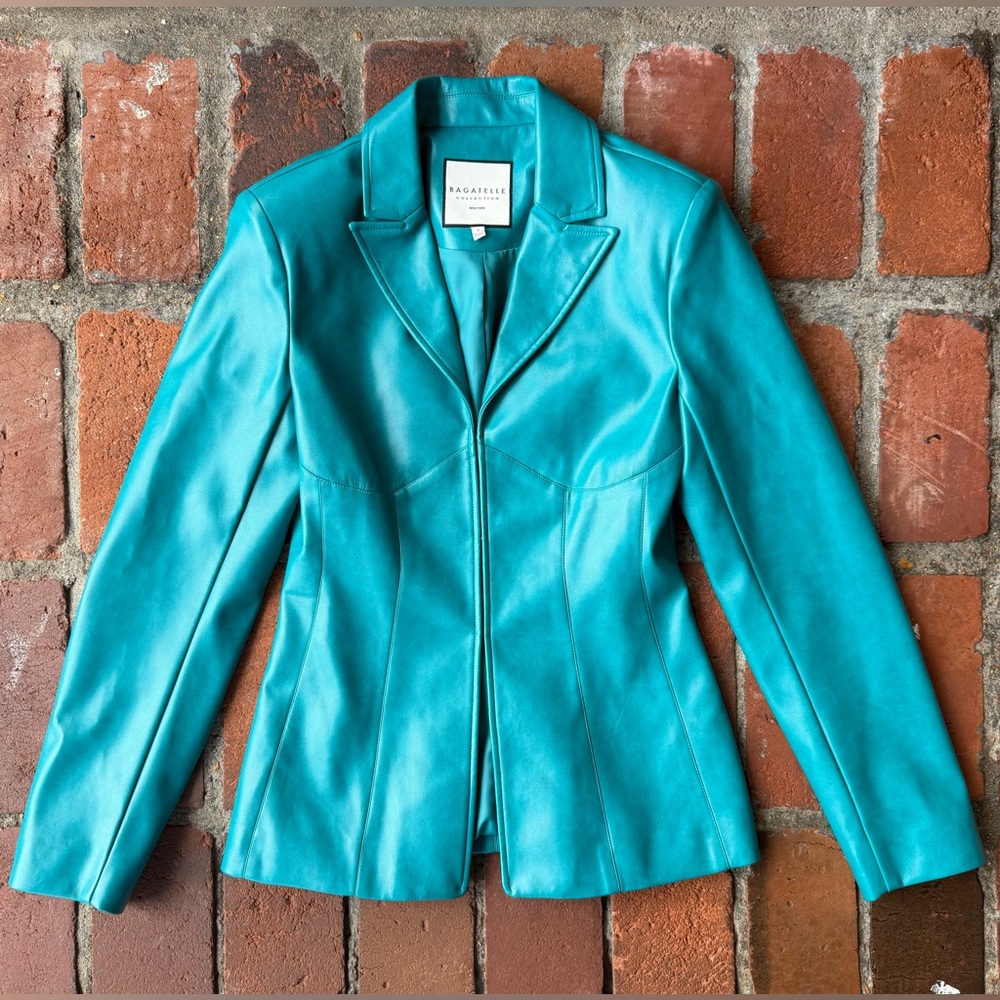 Bagatelle Women's Teal Blazer